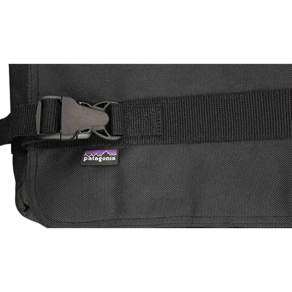Patagonia Messenger Laptop Bag Black Daily Grind Adjustable Strap Style # 48882 - Picture 5 of 14